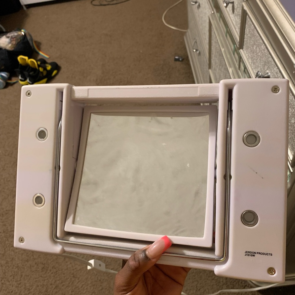 Mirror - Picture 2 of 5